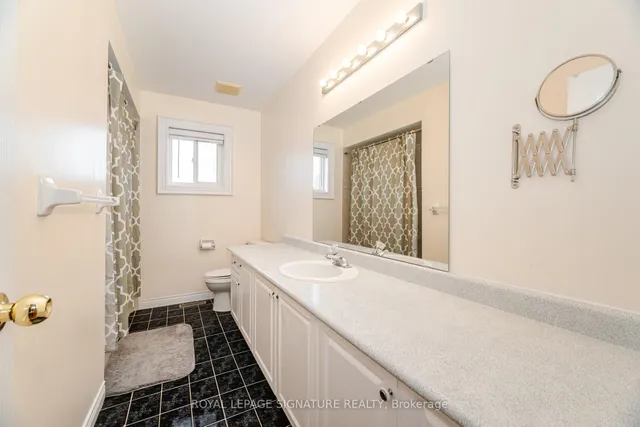 Additional image 35 of 5265 Terry Fox Way