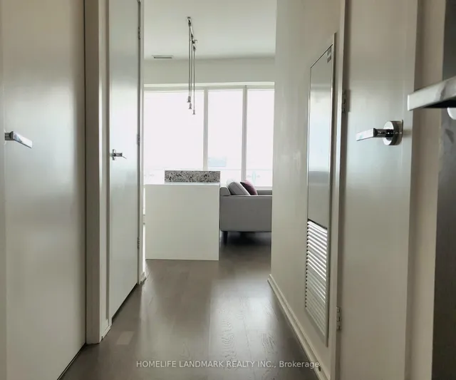 Additional image 10 of 1 Bloor St Unit 4602