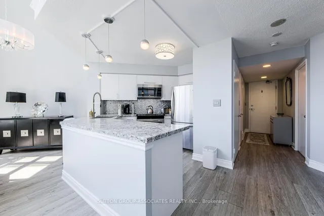 Additional image 9 of 200 Manitoba St Unit 536