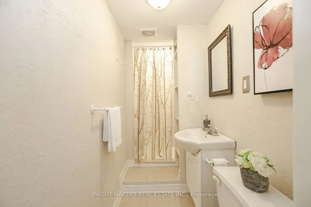 Additional image 33 of 39 Saddletree Tr