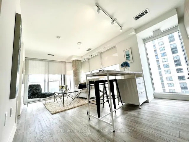 Additional image 22 of 77 Shuter St Unit 802