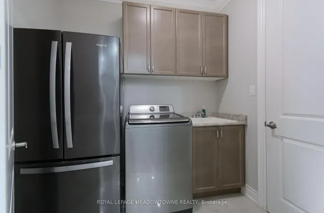 Additional image 36 of 42 Ferdinand Dr