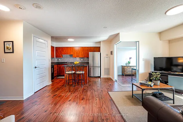 Additional image 18 of 215 Queen St Unit 505