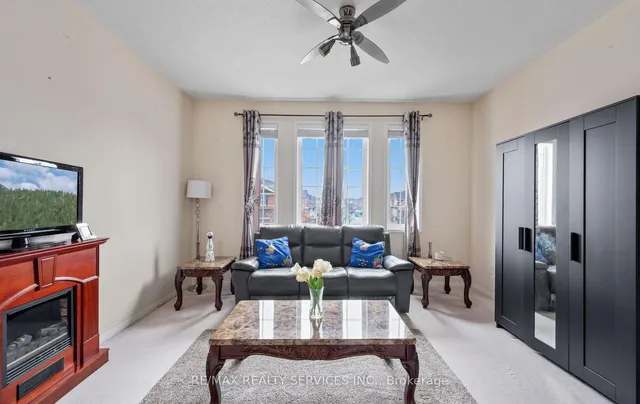 Additional image 18 of 31 Rambling Oak Dr