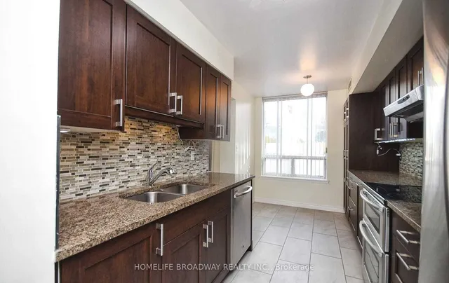 Additional image 3 of 18 Hillcrest Ave Unit 210