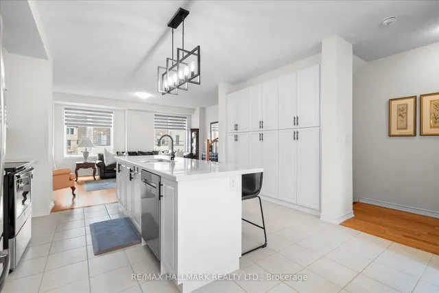 Additional image 23 of 109 Halliford Pl