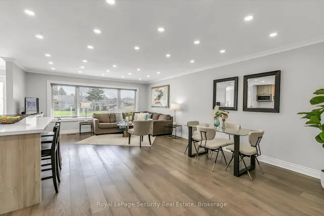 Additional image 8 of 245 Avondale Blvd