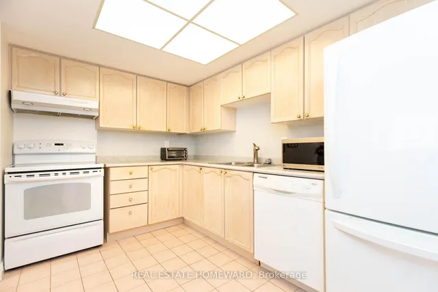 Additional image 11 of 1093 Kingston Rd Ave Unit 409