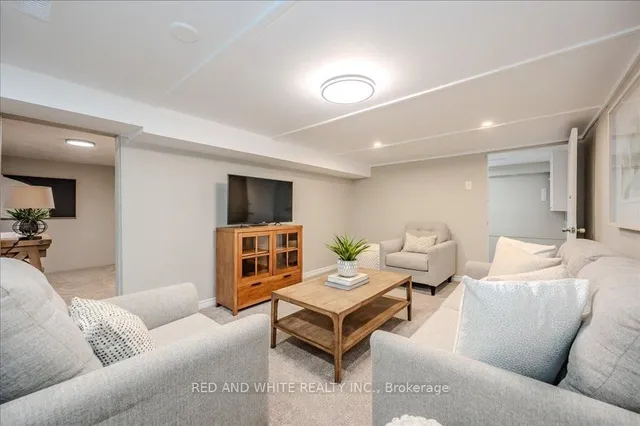 Additional image 34 of 315 Ottawa St