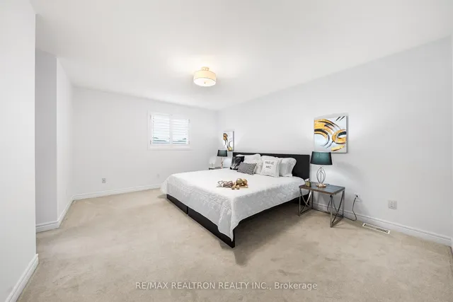 Additional image 23 of 34 Shadyglen Dr