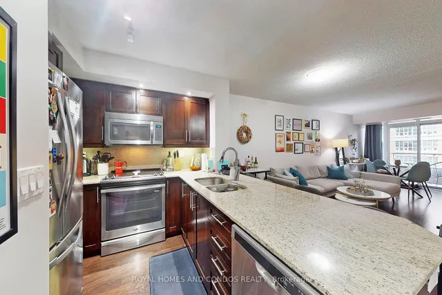 Additional image 17 of 85 East Liberty St Unit 610