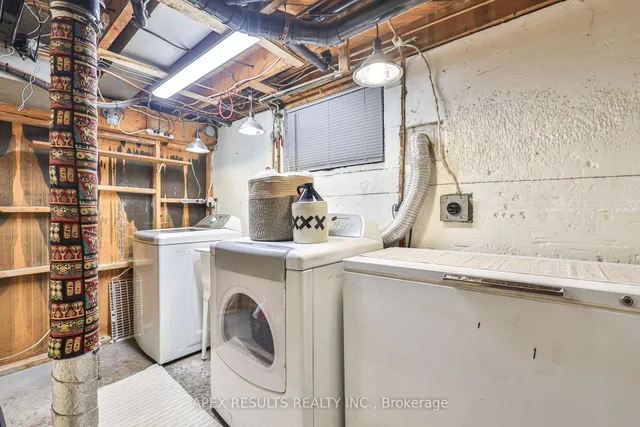 Additional image 17 of 2260 New St