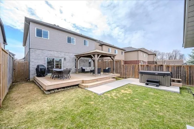 Additional image 42 of 504 Netherwood Cres