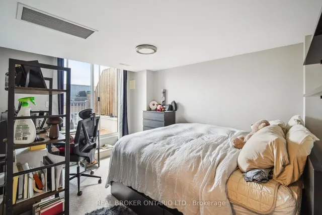 Additional image 19 of 21 Ruttan St Unit 239