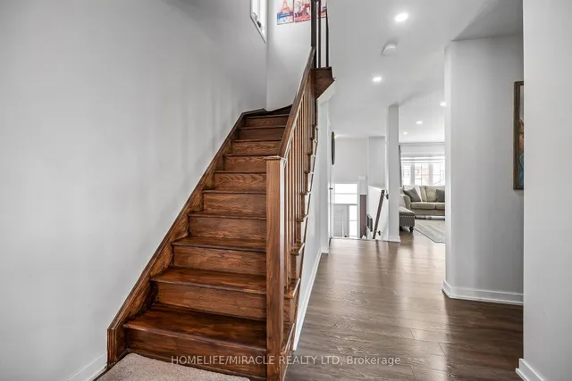 Additional image 41 of 66 Crafter Cres