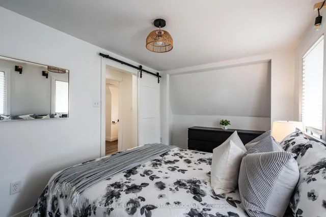 Additional image 26 of 28 Edinburgh Ave