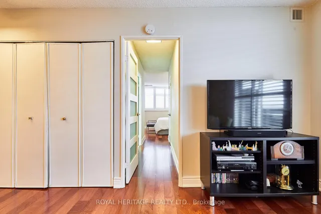 Additional image 17 of 3131 Bridletowne Circ Unit 1806