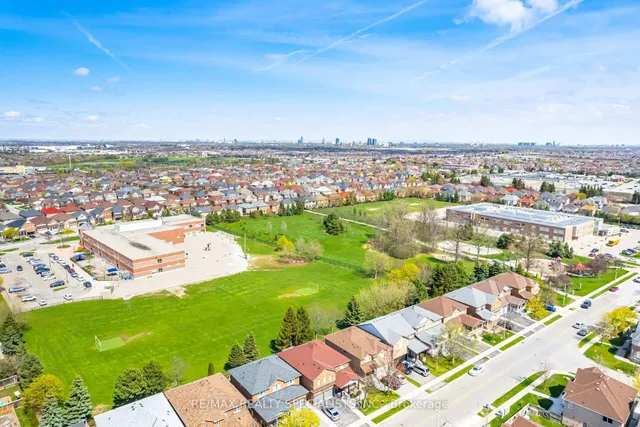 Additional image 44 of 11 Redcastle St