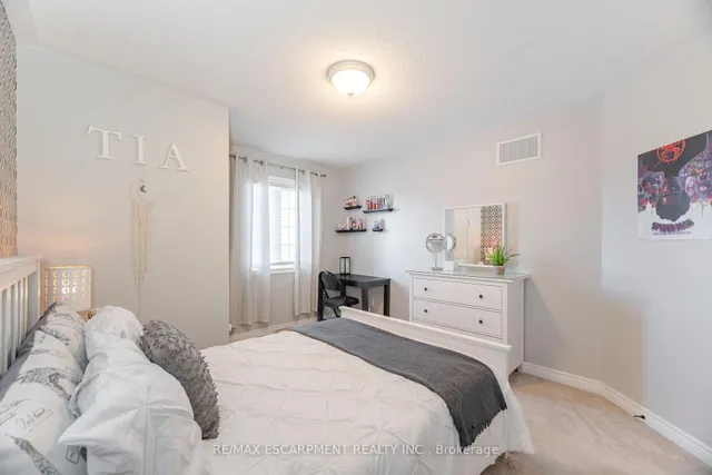 Additional image 26 of 31 Vanderbrink Dr