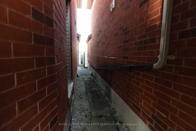 Additional image 22 of 5129 Boardwalk Dr