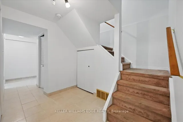 Additional image 36 of 38 Elora Dr Unit 6