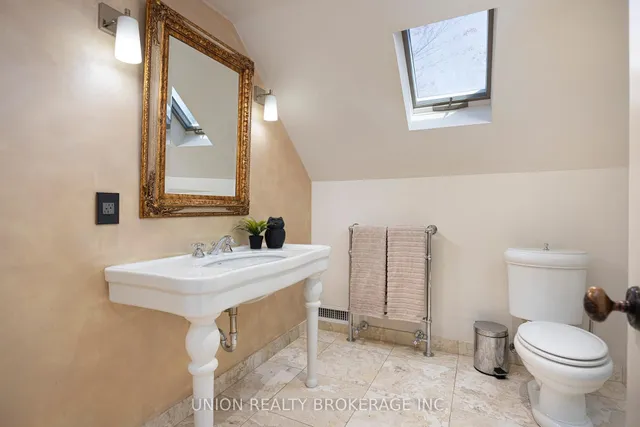 Additional image 36 of 165 Beech Ave