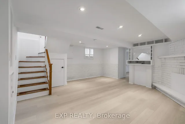 Additional image 26 of 23 Struthers St