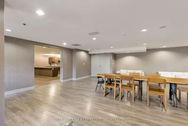 Additional image 30 of 816 Lansdowne Ave Unit 517