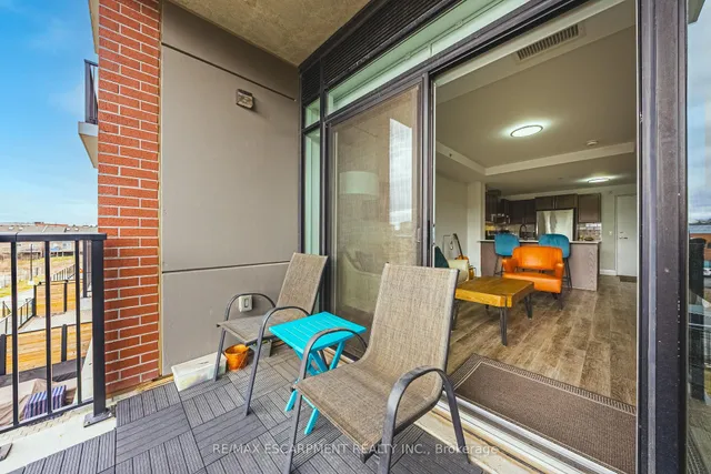 Additional image 8 of 1 Redfern Ave Unit 215