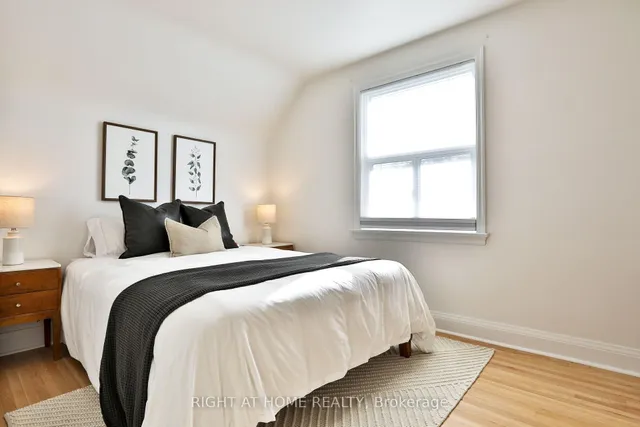 Additional image 21 of 20 Amesbury Dr