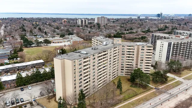 Additional image 6 of 700 Dynes Rd Unit 208