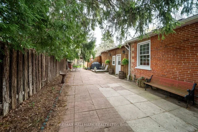 Additional image 40 of 2577 Kennedy Rd