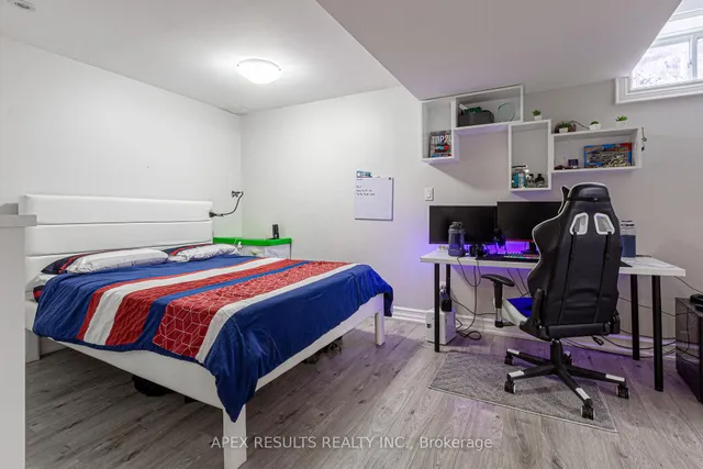 Additional image 30 of 97 Trafalgar Dr