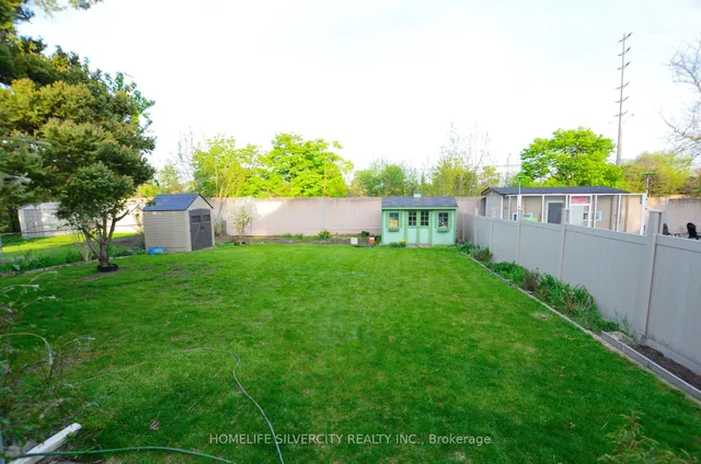Additional image 5 of 35 Geneva Cres