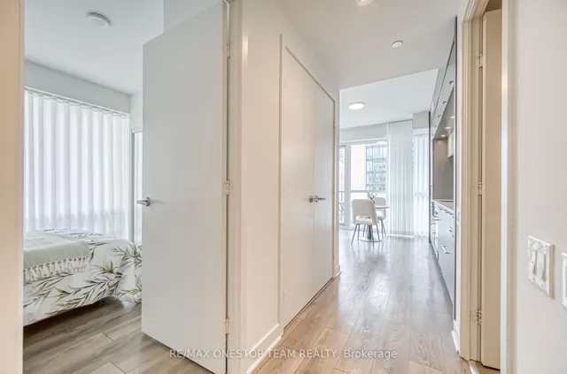 Additional image 5 of 15 Grenville St Unit 1905