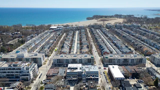 Additional image 2 of 1852 Queen St Unit 303