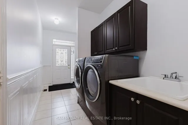 Additional image 14 of 700 Serafini Cres