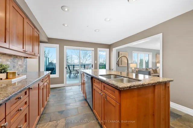 Additional image 30 of 1422 Summerhill Cres