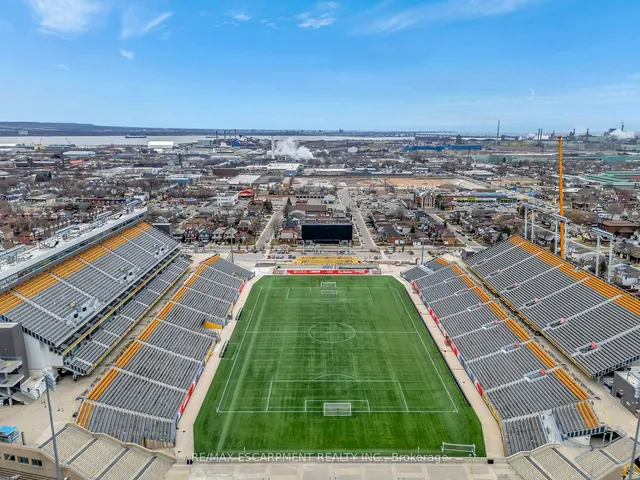 Additional image 48 of 65 Connaught Ave