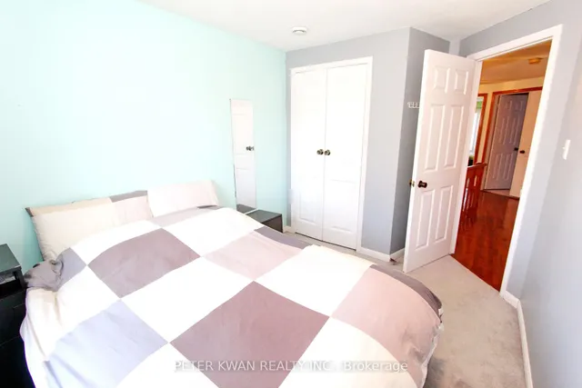 Additional image 26 of 19 Sandyhook Sq