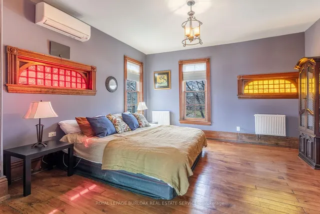 Additional image 40 of 957 Beach Blvd