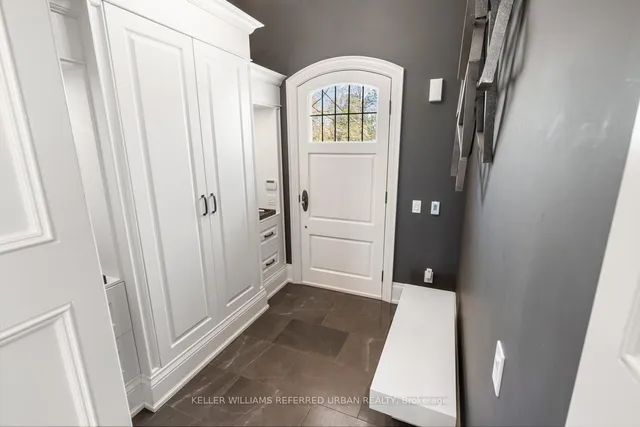 Additional image 39 of 100 Woburn Ave