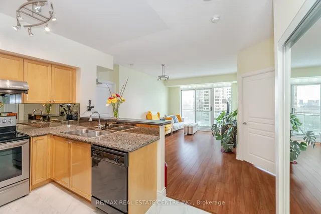 Additional image 6 of 5 Marine Parade Dr Unit 911