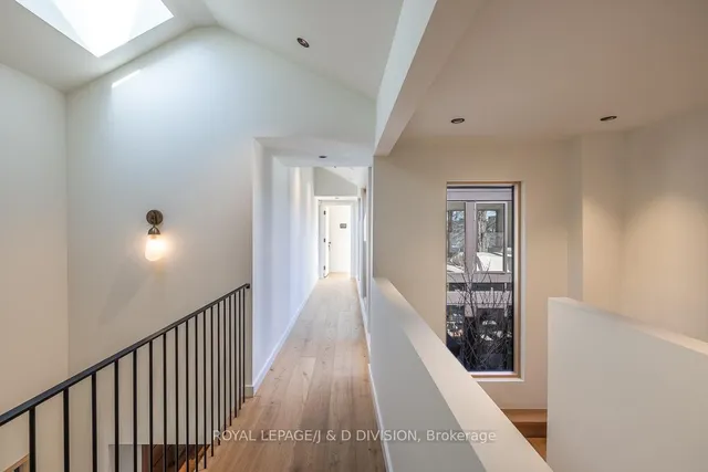 Additional image 45 of 43 Douglas Cres