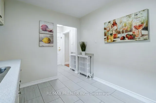 Additional image 13 of 73 Lanark Ave