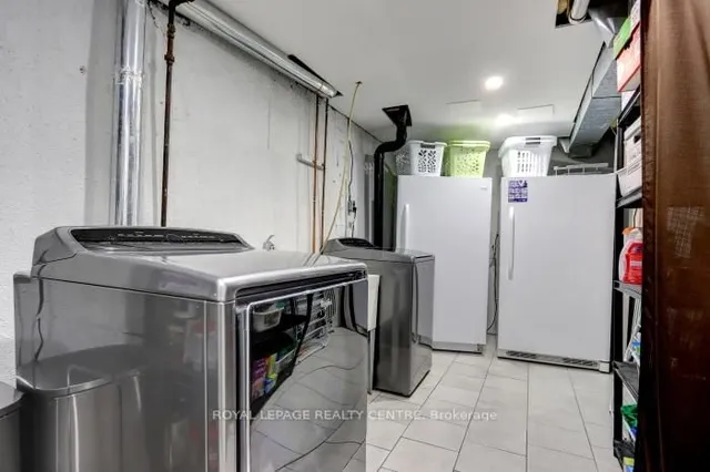 Additional image 35 of 906 Cabot Tr