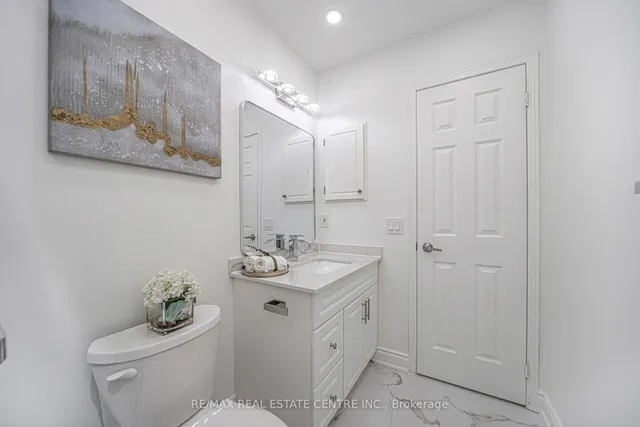 Additional image 43 of 126 Sandyshores Dr