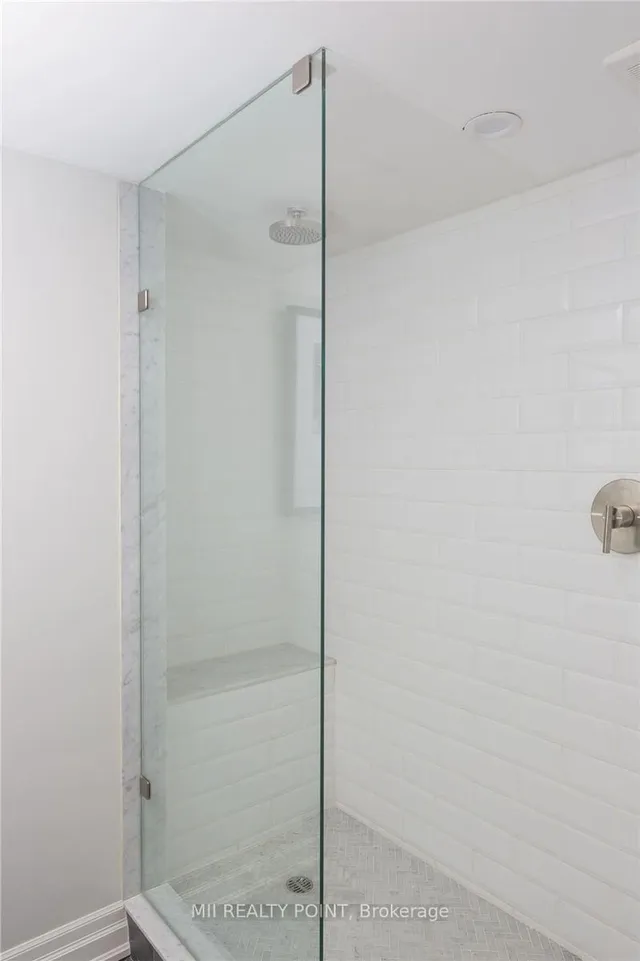 Additional image 24 of 881 Danforth Pl