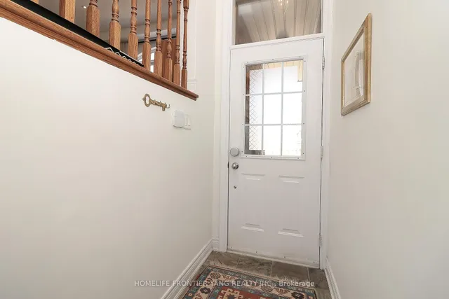 Additional image 3 of 581 Scarlett Rd Unit TH2