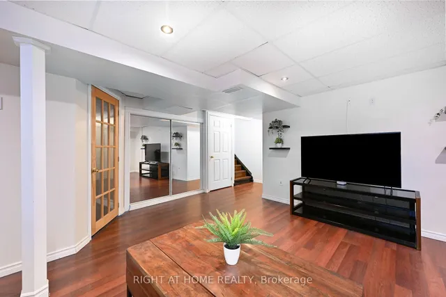 Additional image 34 of 27 Turquoise Dr